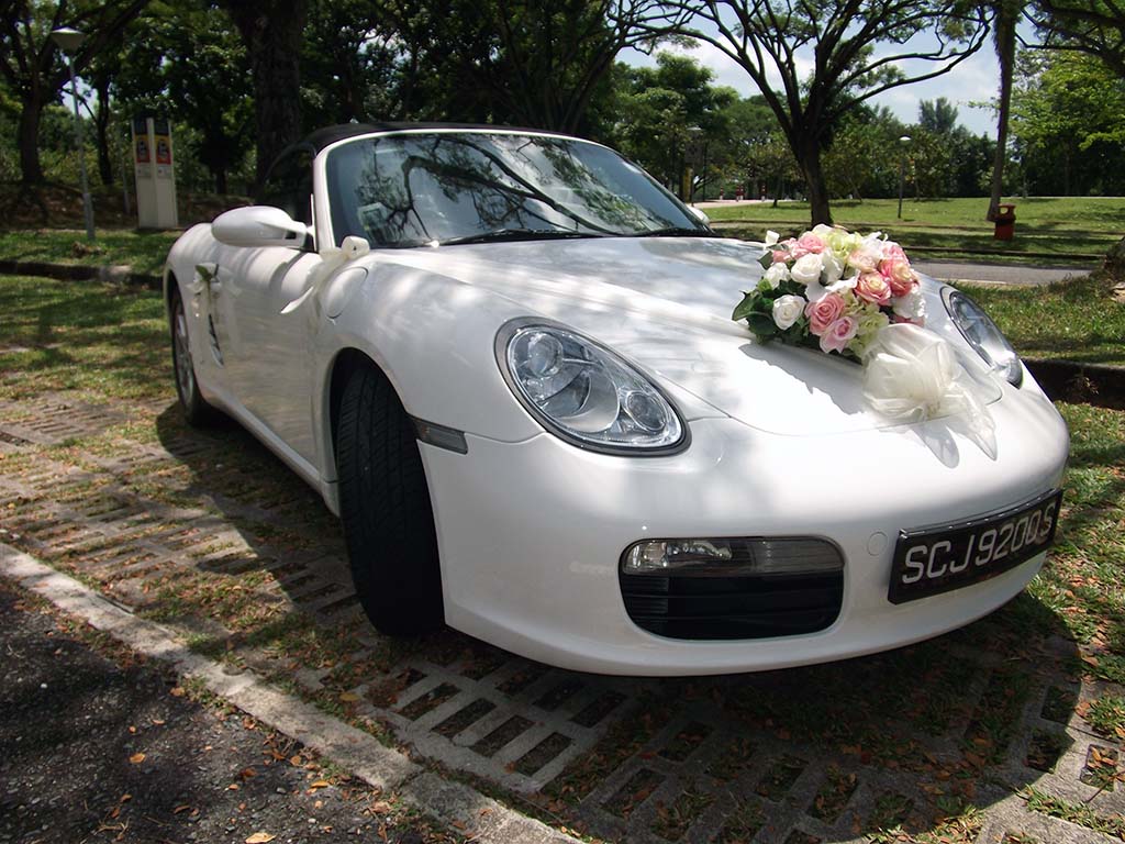 White Porsche Boxster Bridal Car Photo Украшение машин на свадьбу 2016