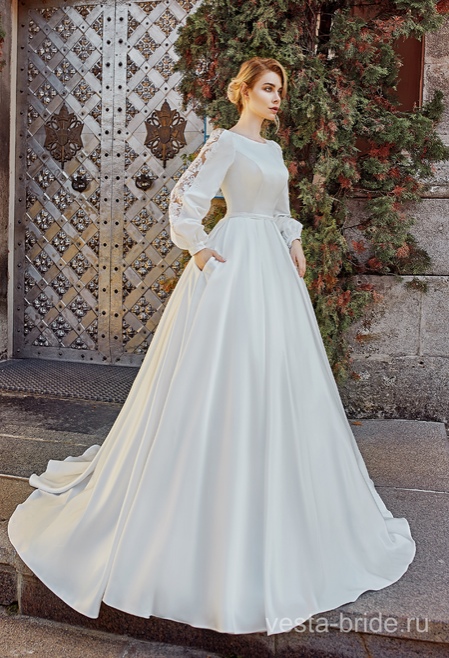 Атласное свадебное платье А-силуэта Lana