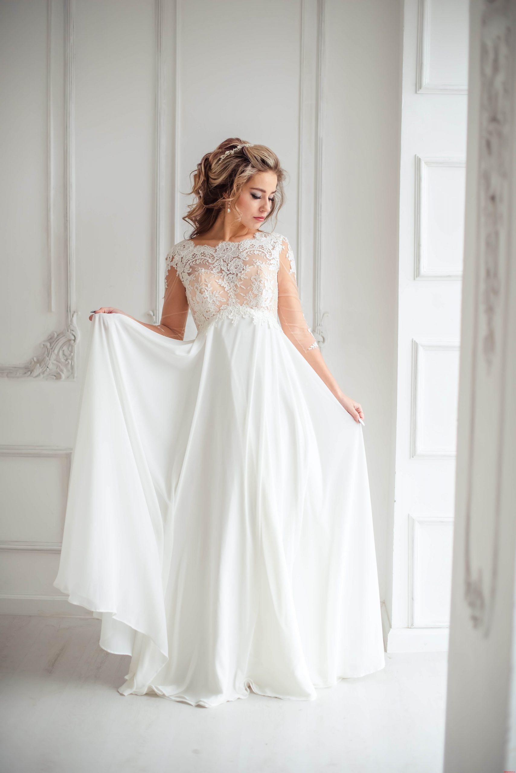 1alsvnq7j160q3hcq7ne0anlf scaled Закрытое свадебное платье Ампир (в греческом стиле) Meliya