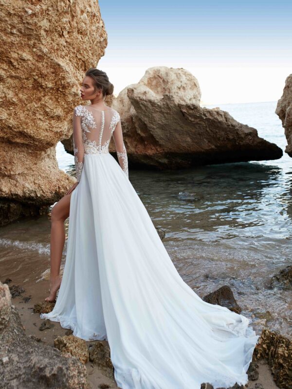 31glfq2w5iqs06rwz97nc8qta scaled Закрытое свадебное платье Ампир (в греческом стиле) Sensa