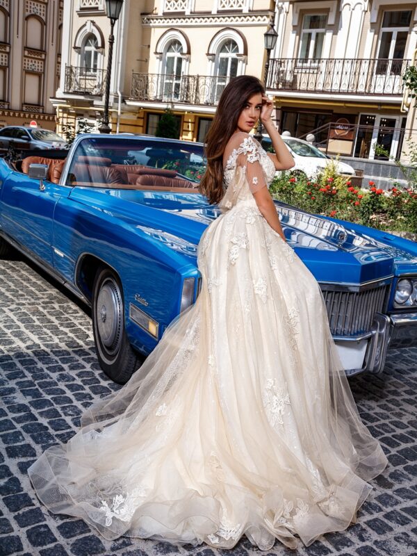 Кружевное свадебное платье А-силуэта Келли