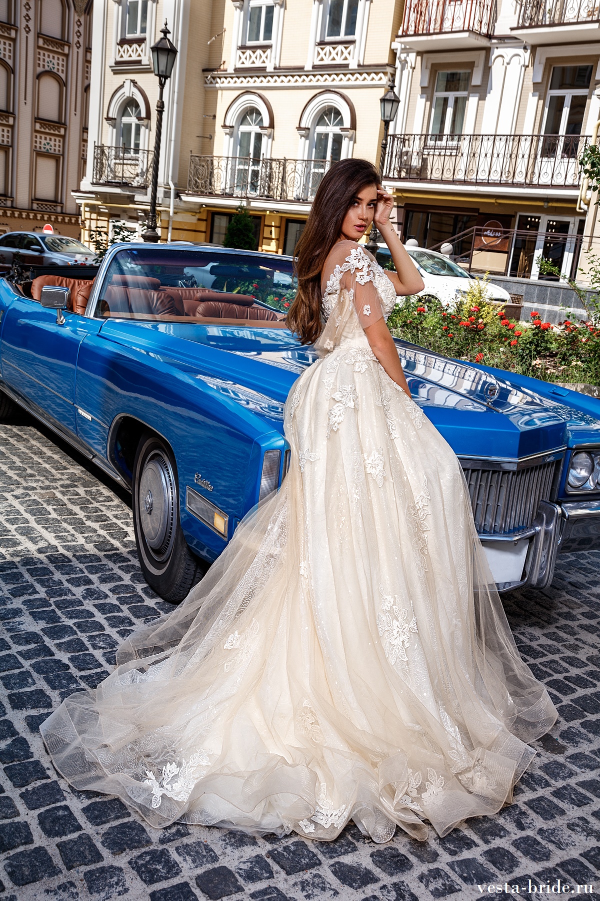 Кружевное свадебное платье А-силуэта Келли