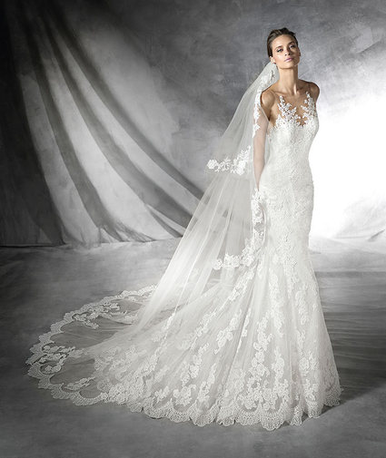 Pronovias Bridal Accessories Wedding Veil V 2853 Свадебные платья рыбка, русалка: модные тенденции фасона в 2016 году