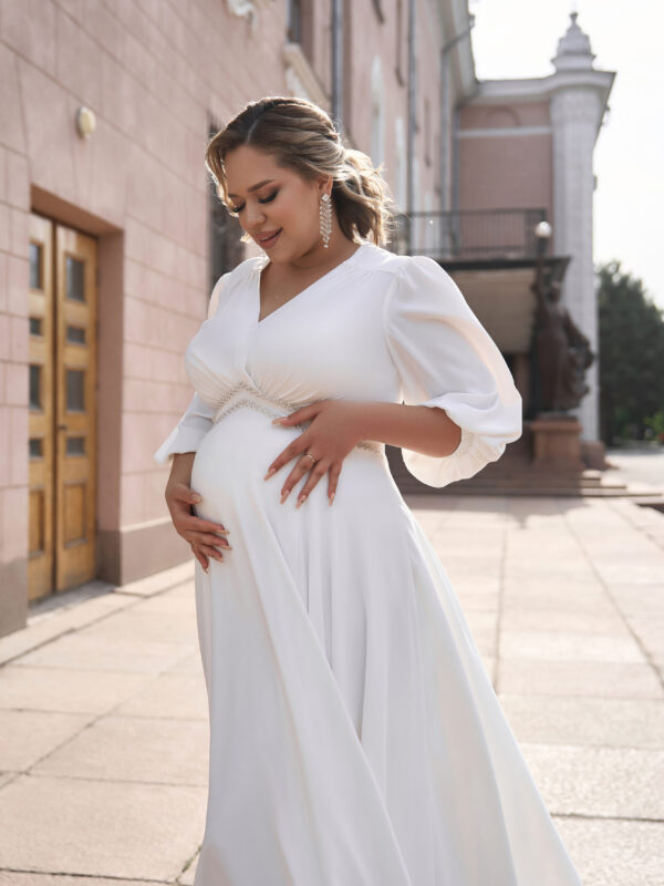 dsc07706 scaled Лаконичное свадебное платье для беременных Лаура