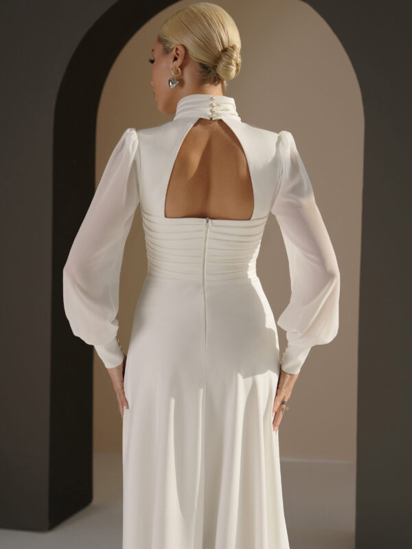 dsc09785 scaled Лаконичное, стильное свадебное платье "Линея"